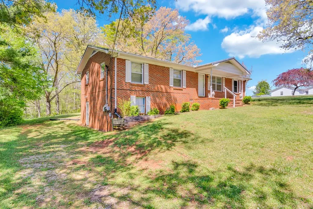 455 Spring Valley Mcminnville TN 37110