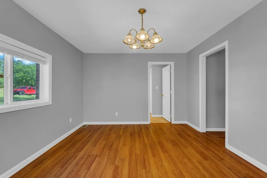 455 Spring Valley Mcminnville TN 37110