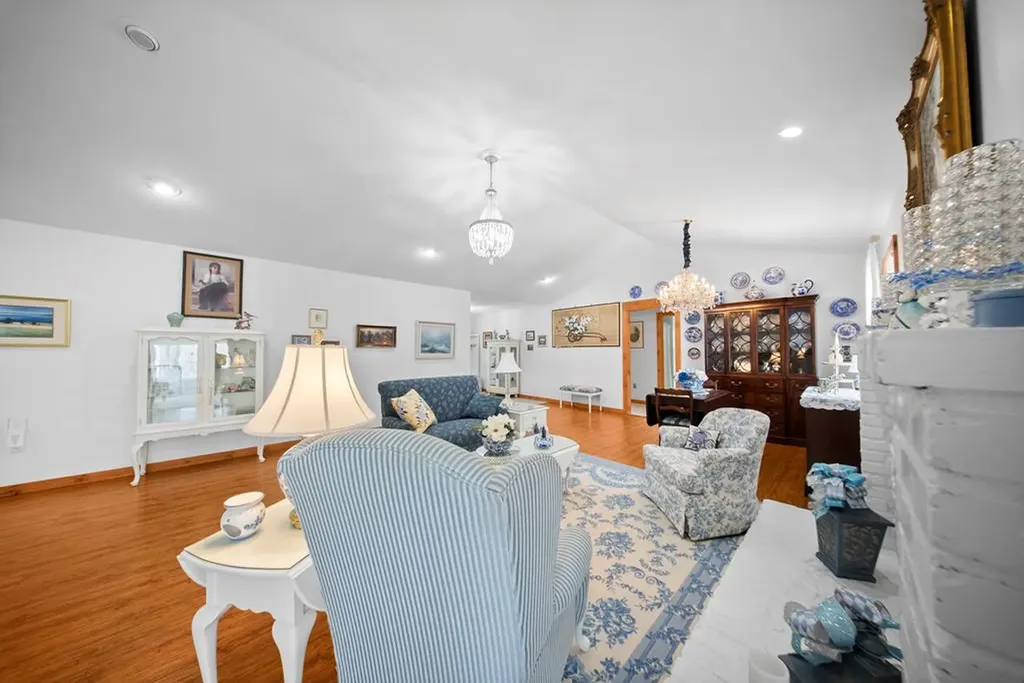 533 T Road Monterey TN 38574