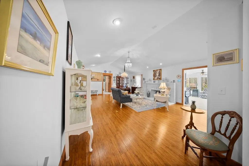 533 T Road Monterey TN 38574