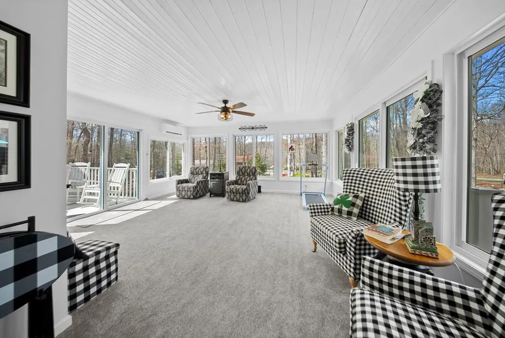 533 T Road Monterey TN 38574