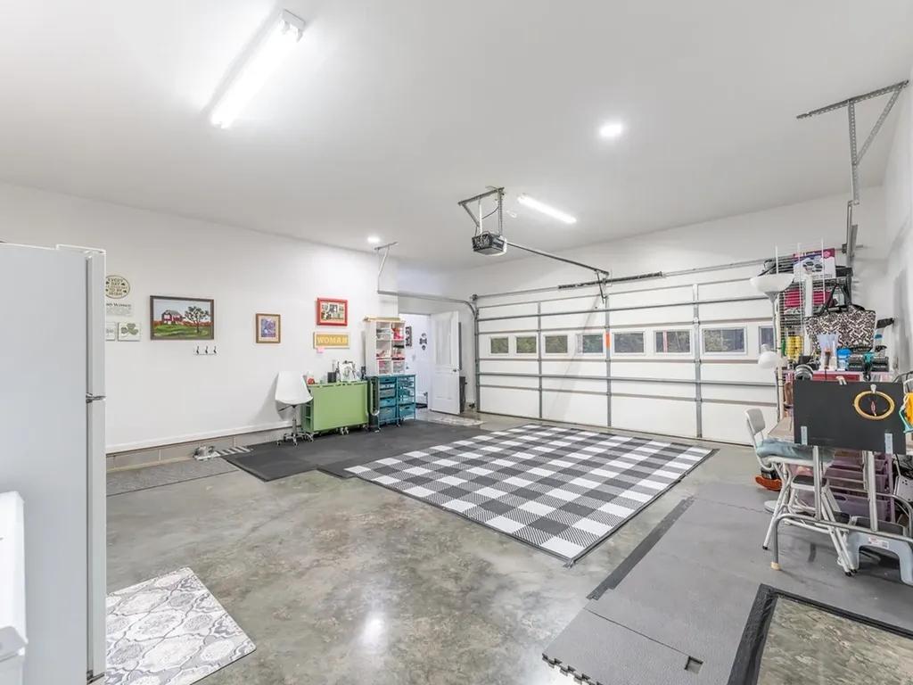 533 T Road Monterey TN 38574