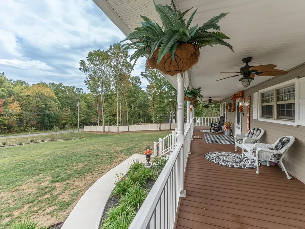 533 T Road Monterey TN 38574