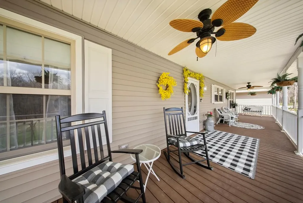 533 T Road Monterey TN 38574