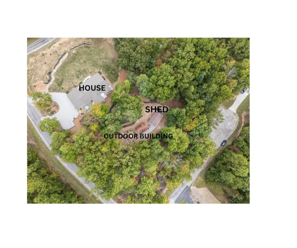 533 T Road Monterey TN 38574