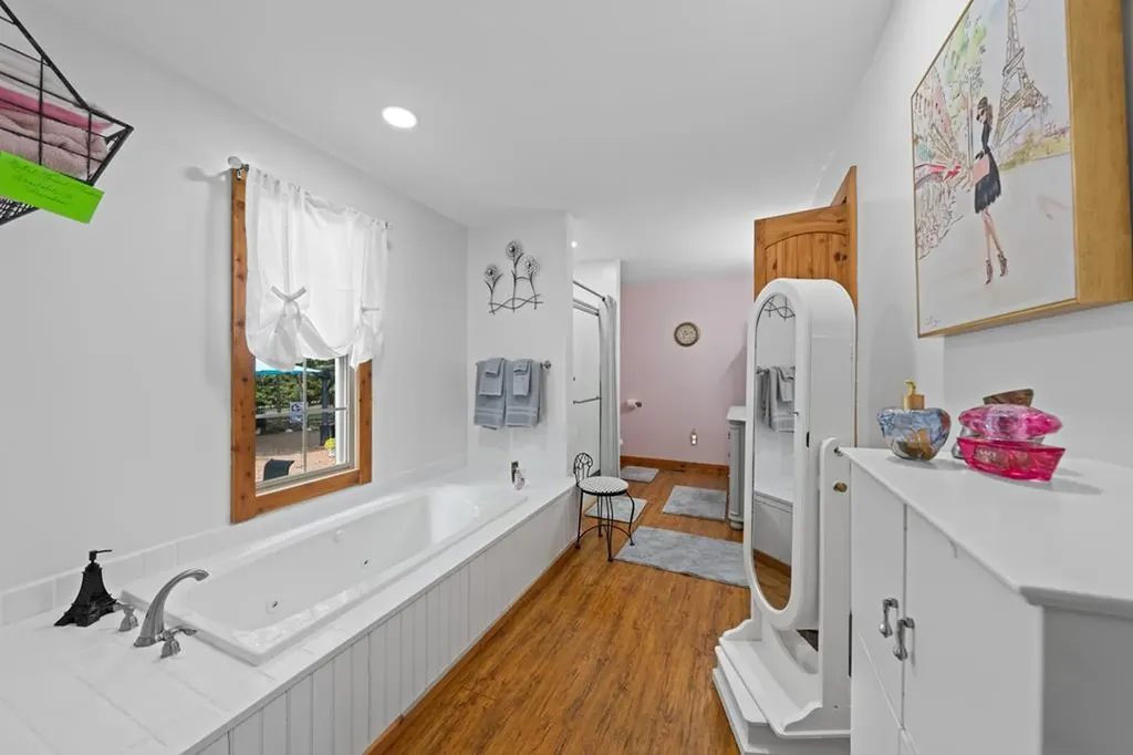 533 T Road Monterey TN 38574