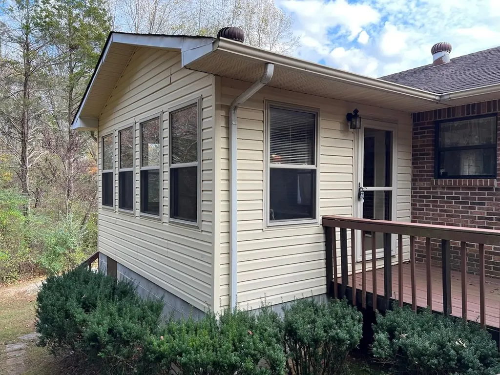 141 Jt Foster Road Allons TN 38541