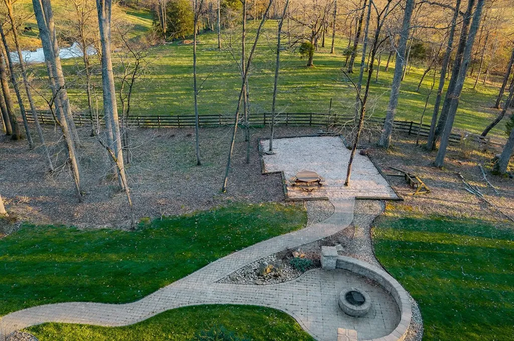 175 Southern Woods Court Cookeville TN 38506