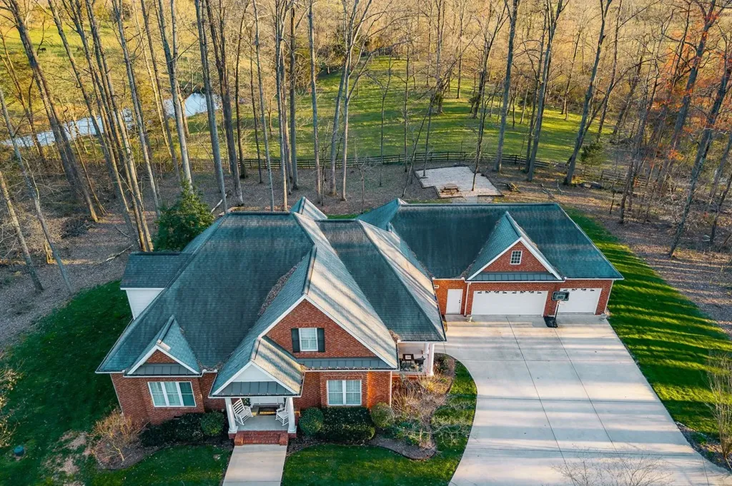 175 Southern Woods Court Cookeville TN 38506