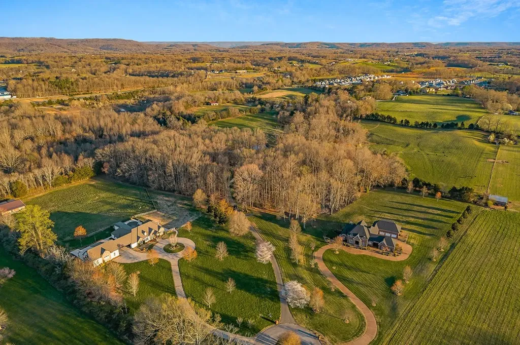 175 Southern Woods Court Cookeville TN 38506