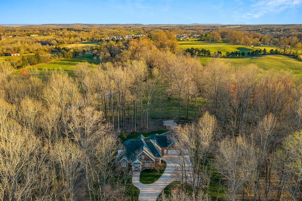 175 Southern Woods Court Cookeville TN 38506