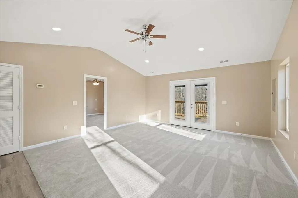 299 Shire Lane Celina TN 38551