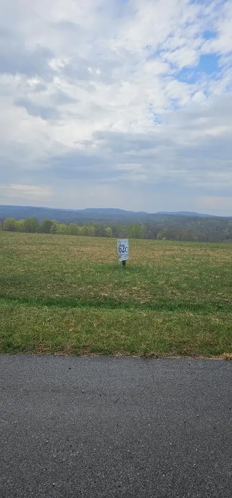 Lot 62c Walleye Road Hilham TN 38568