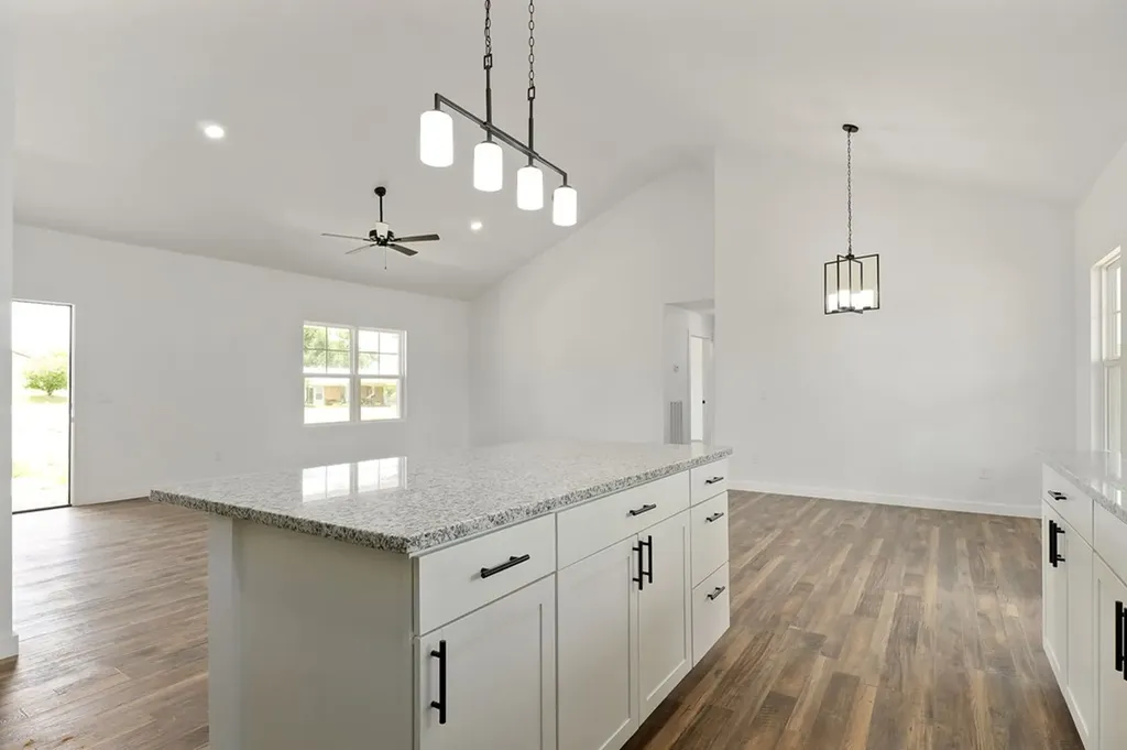 4545 Window Cliff Road Baxter TN 38544