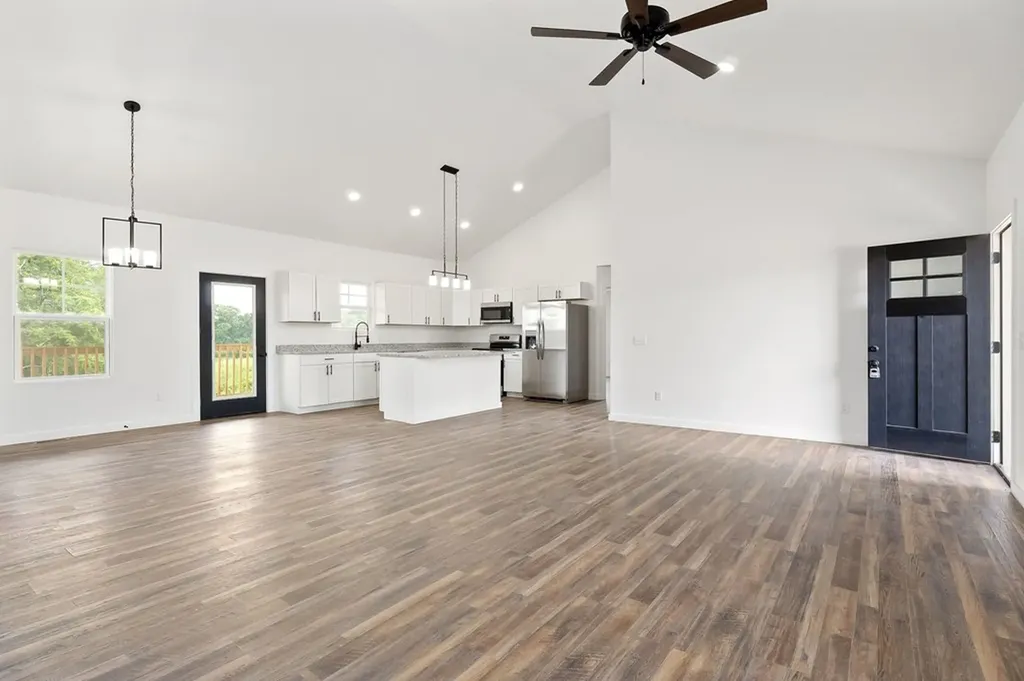 4545 Window Cliff Road Baxter TN 38544