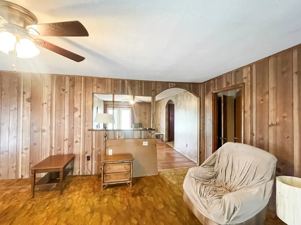 986 Old Mail Road Crossville TN 38555