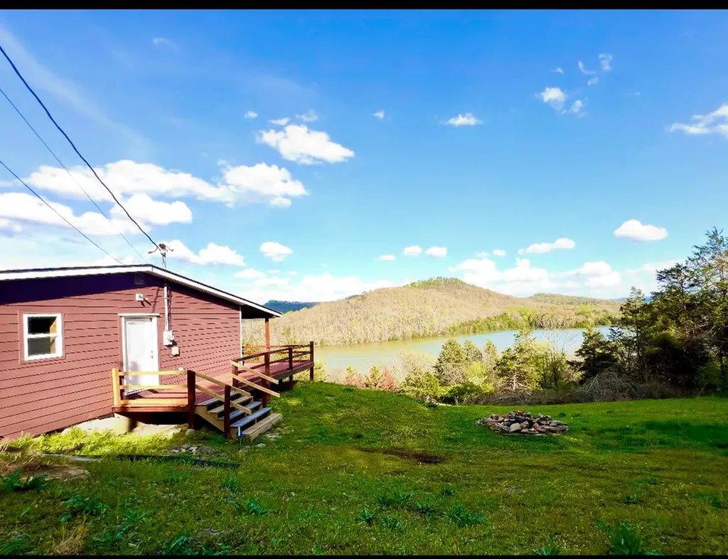 247 Guy Maddox Lane Granville TN 38564