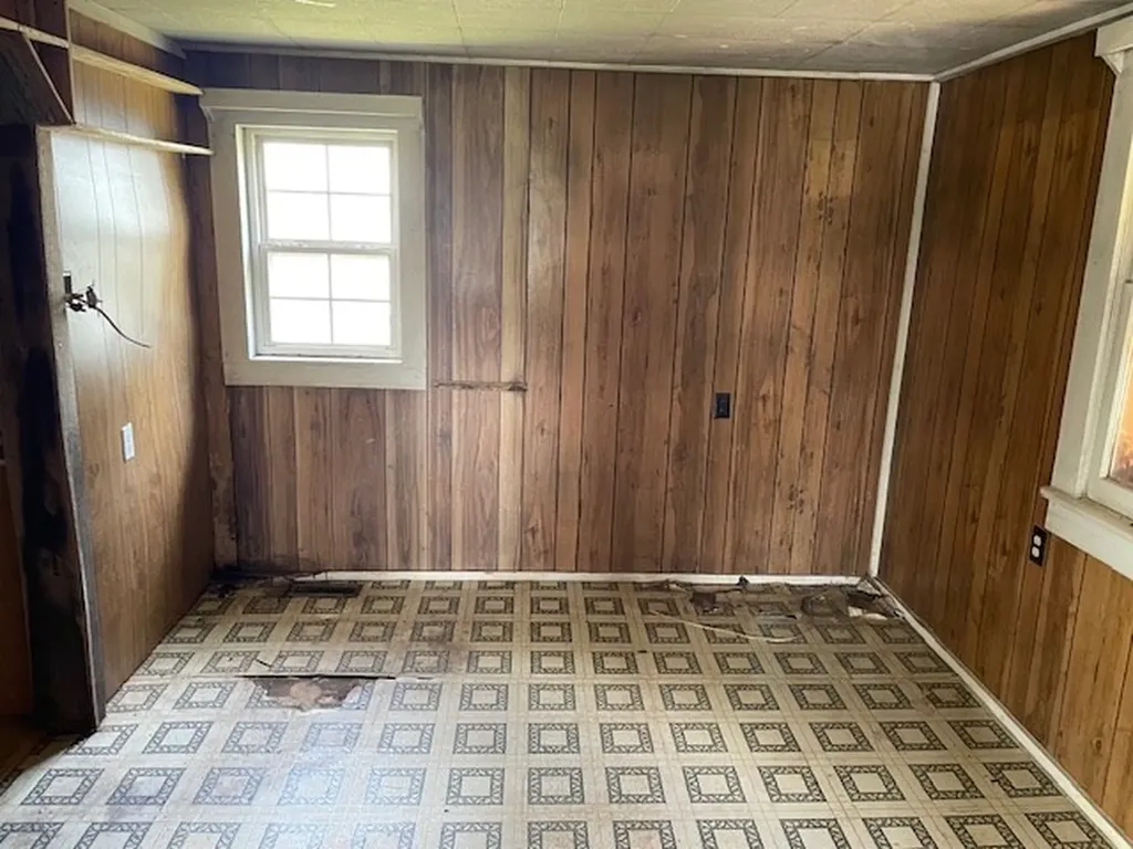 6158 Old Smithville Highway S Sparta TN 38583