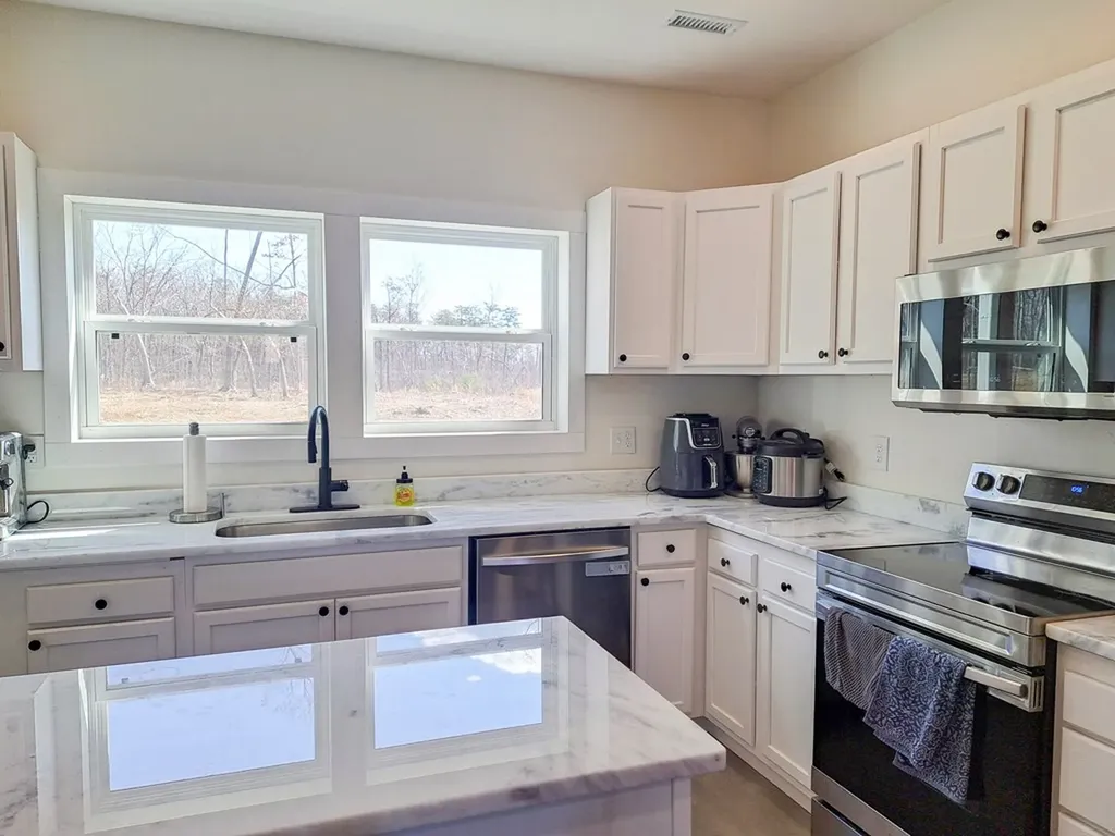 4907 Newton Road Crossville TN 38572