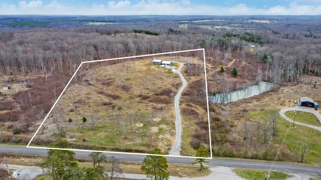 4907 Newton Road Crossville TN 38572