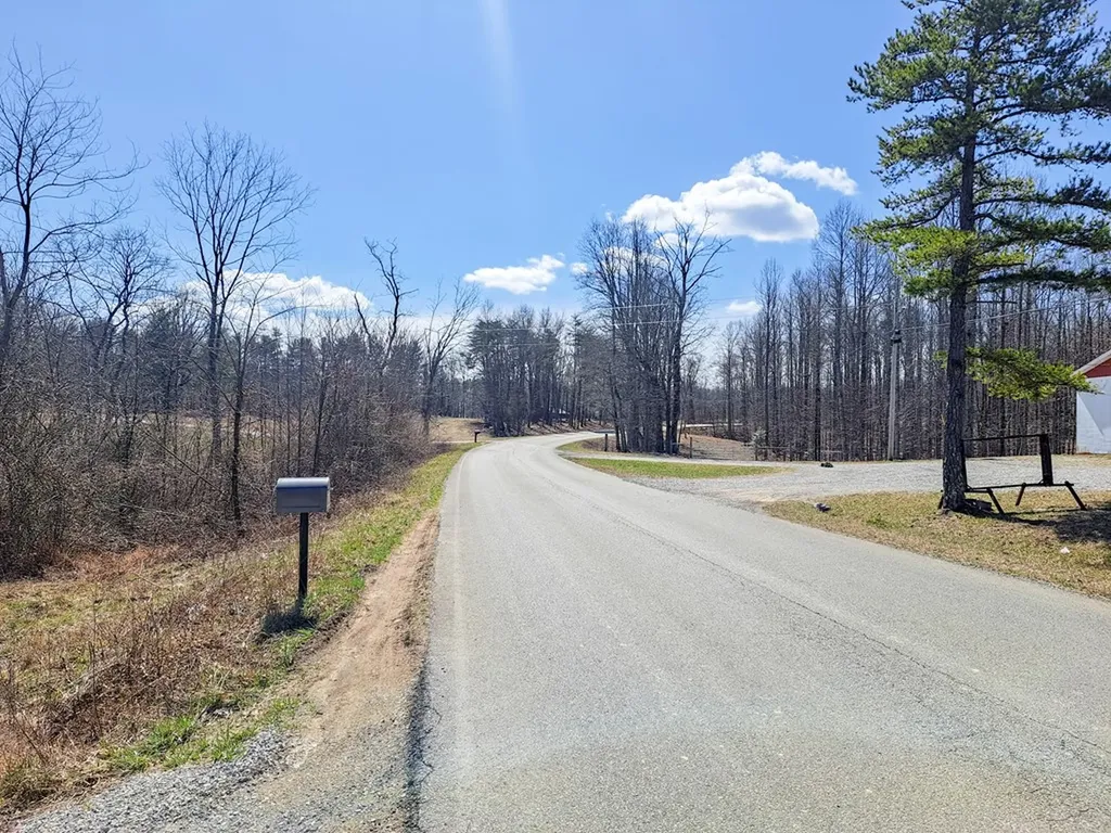 4907 Newton Road Crossville TN 38572