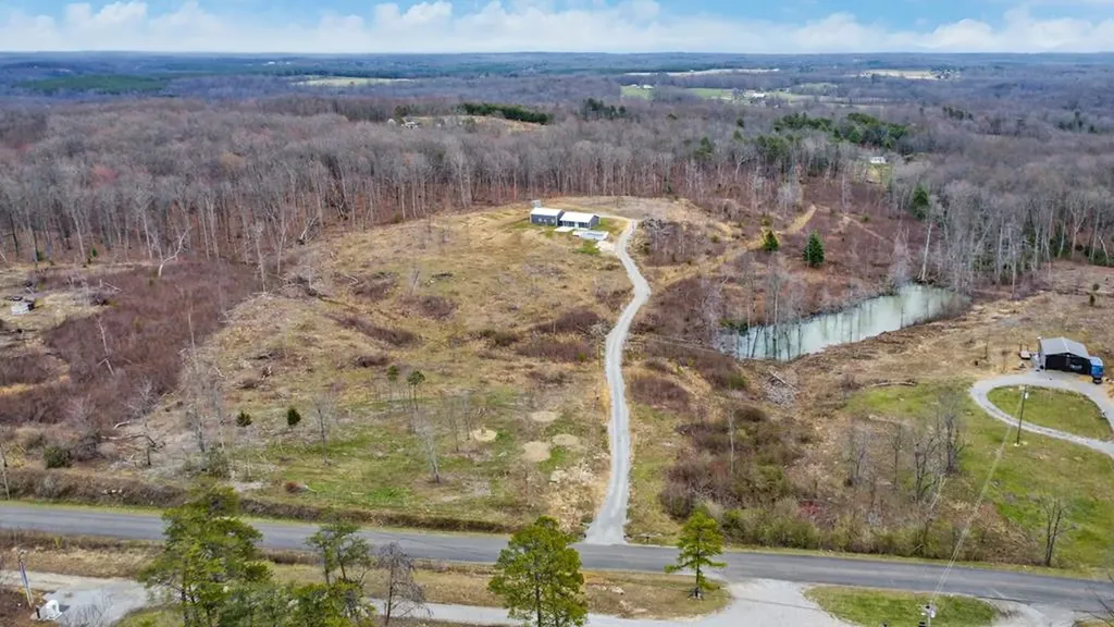 4907 Newton Road Crossville TN 38572