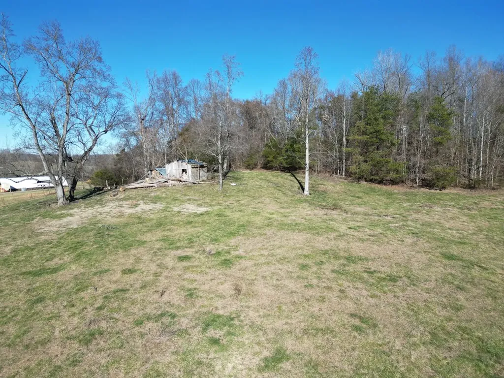 5128 Cove Creek Road Byrdstown TN 38549