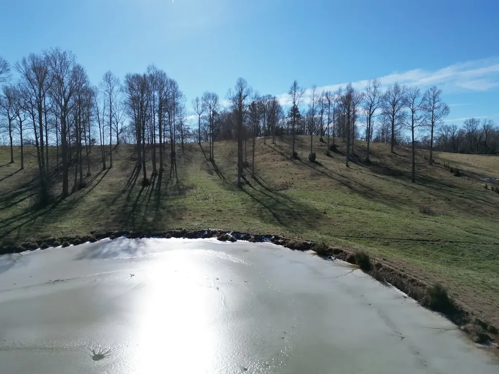 5128 Cove Creek Road Byrdstown TN 38549