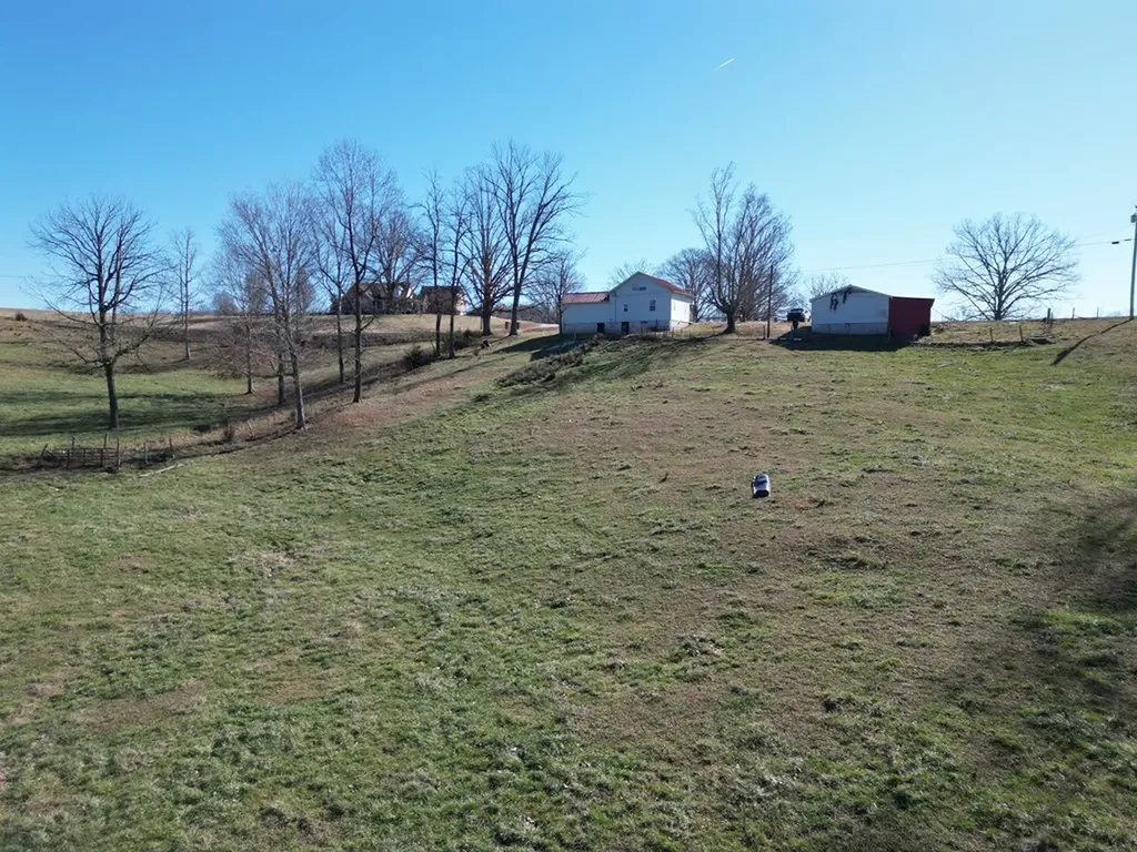 5128 Cove Creek Road Byrdstown TN 38549