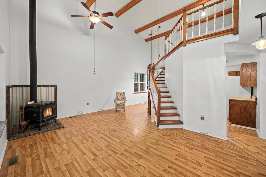 1180 Hopkins Hollow Road Gainesboro TN 38562