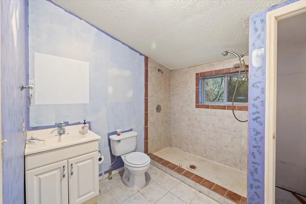 1180 Hopkins Hollow Road Gainesboro TN 38562