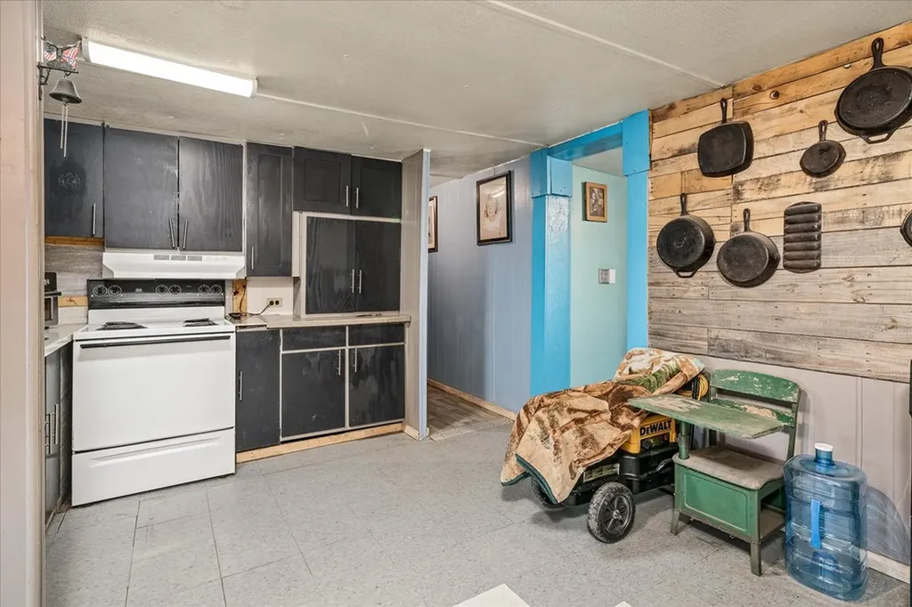 618 Old Baker Mountain Road Spencer TN 38585