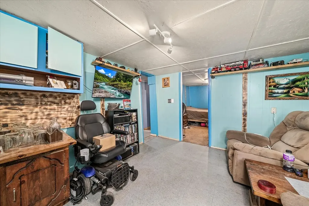 618 Old Baker Mountain Road Spencer TN 38585