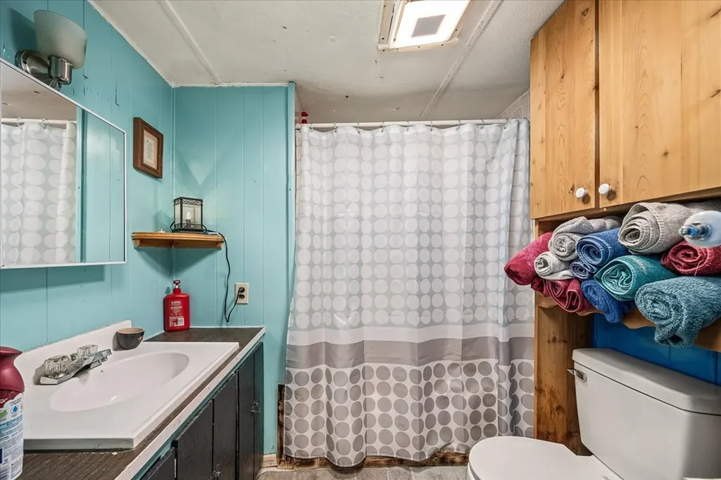 618 Old Baker Mountain Road Spencer TN 38585