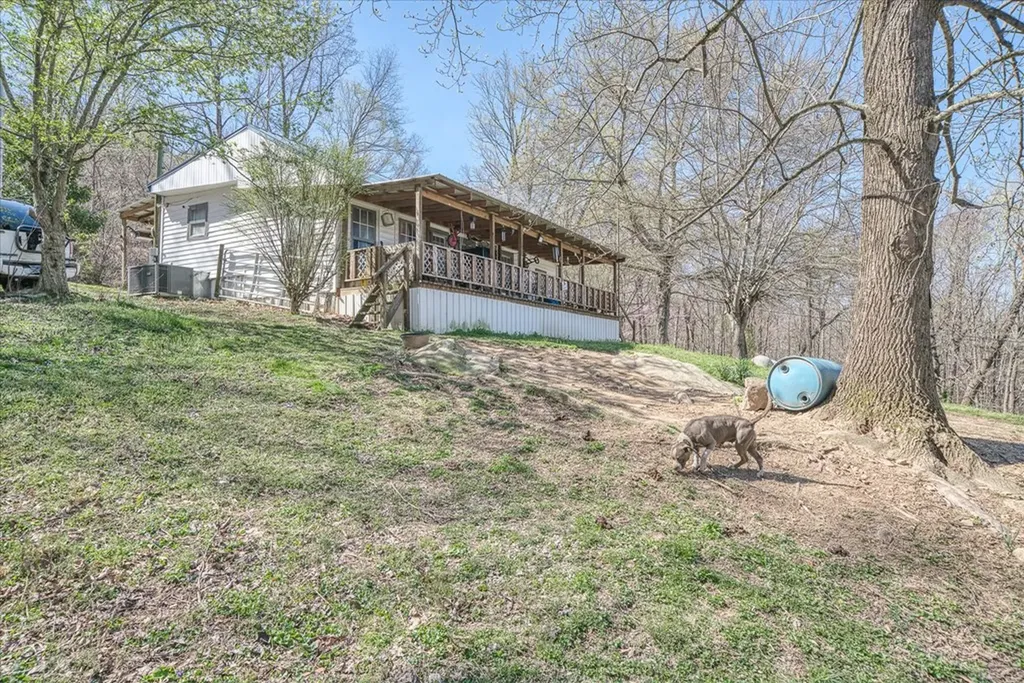618 Old Baker Mountain Road Spencer TN 38585