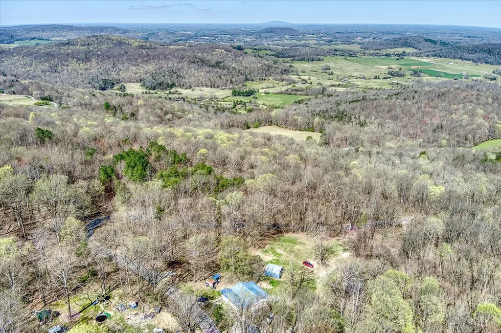 618 Old Baker Mountain Road Spencer TN 38585