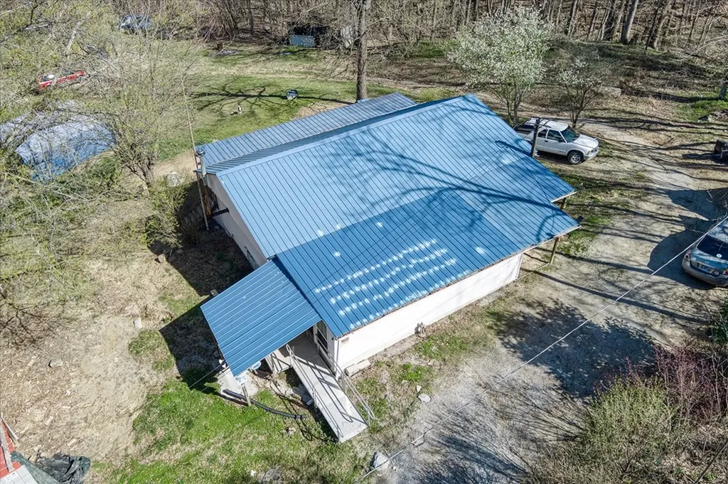 618 Old Baker Mountain Road Spencer TN 38585