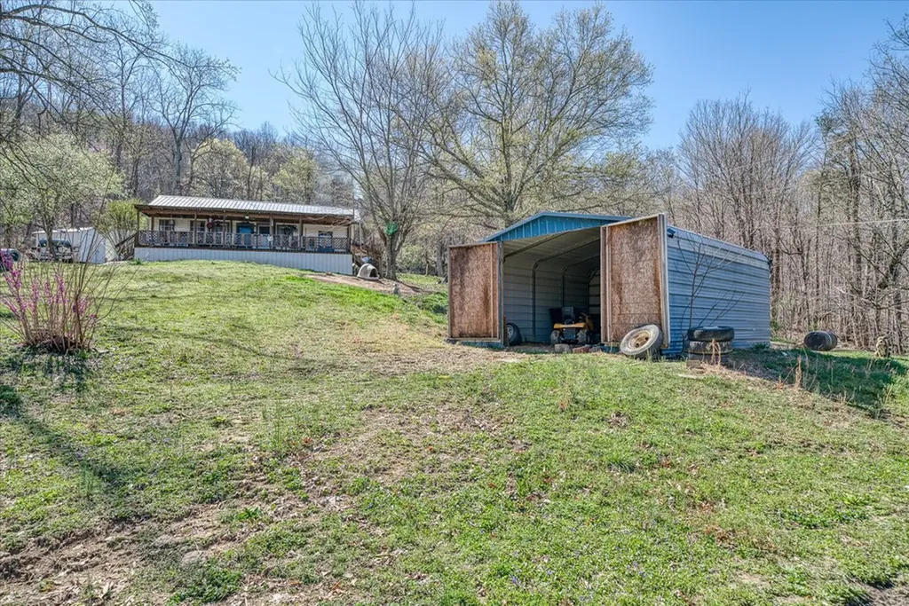 618 Old Baker Mountain Road Spencer TN 38585