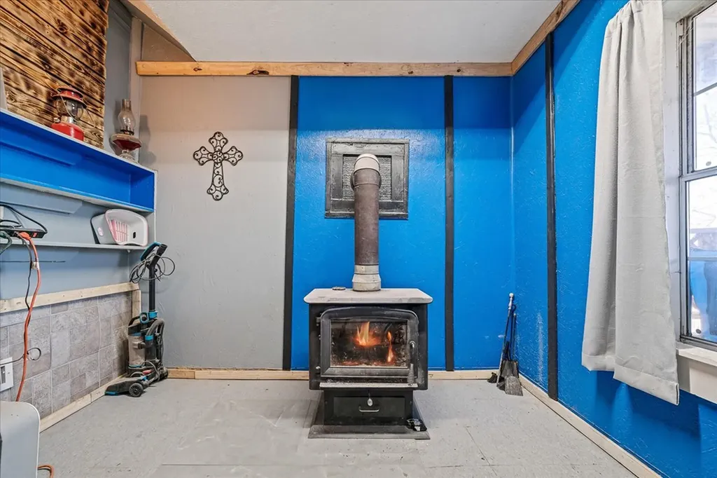 618 Old Baker Mountain Road Spencer TN 38585