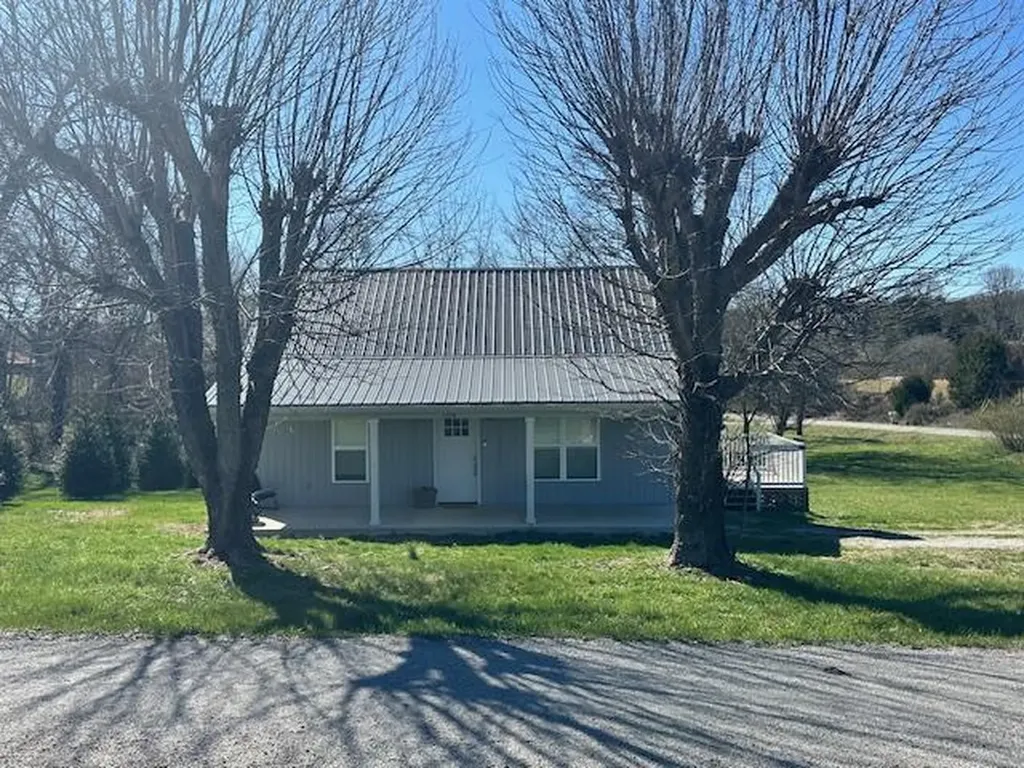 104 Geesling Lane Hilham TN 38568