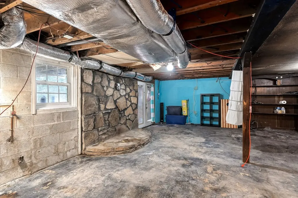 2509 Monterey Highway Sparta TN 38583