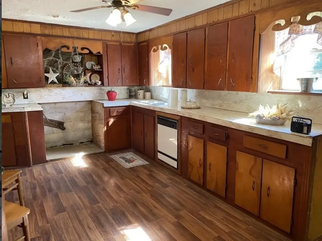 686 Harmony Road Gainesboro TN 38562