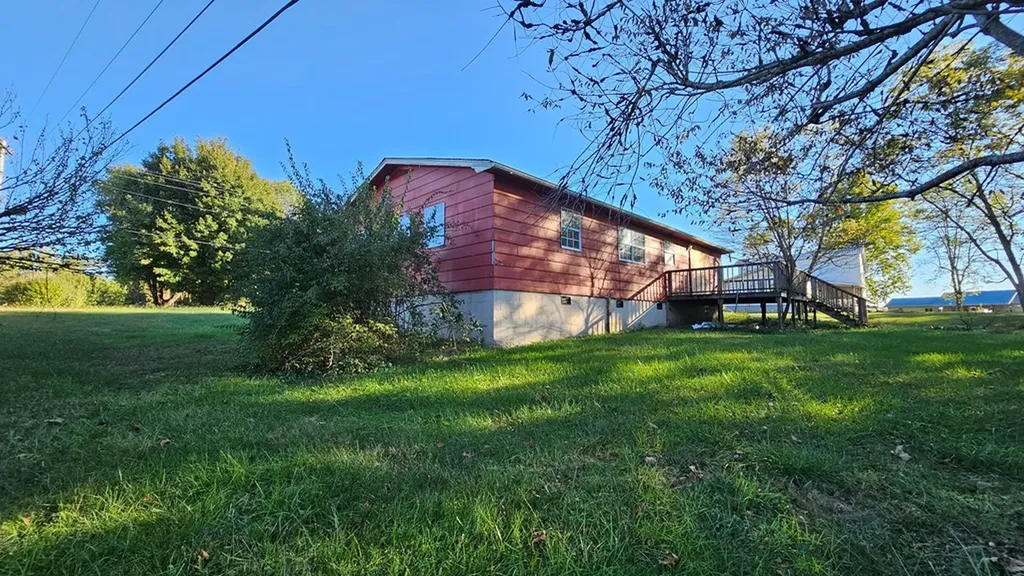 1005 Woodlawn Road Jamestown TN 38556