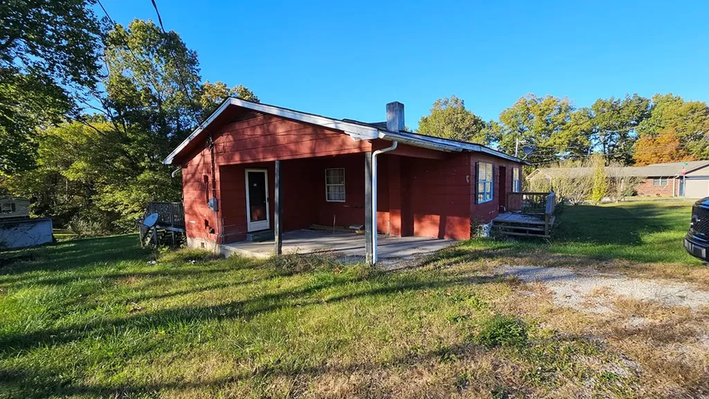 1005 Woodlawn Road Jamestown TN 38556