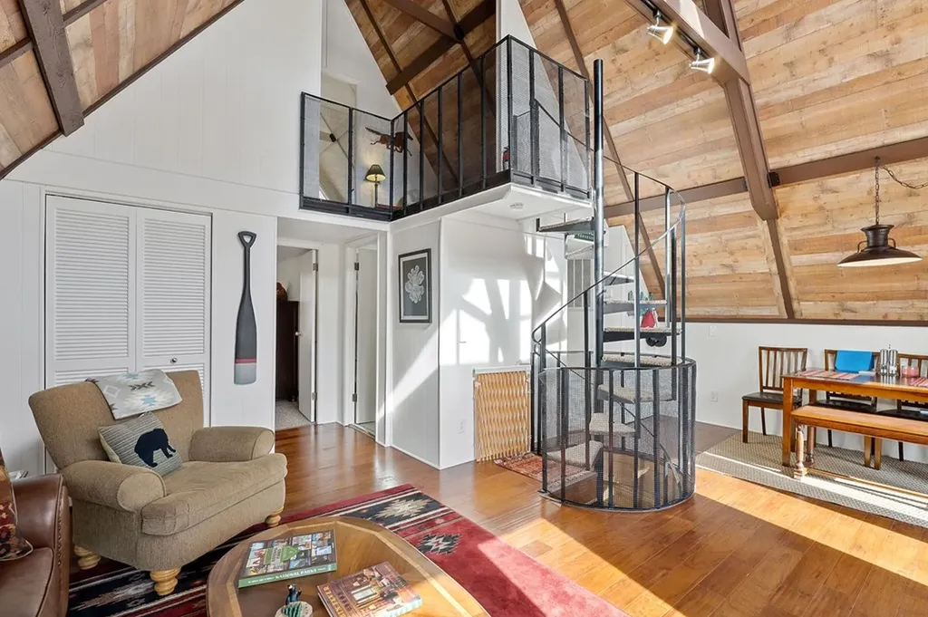 1061 Cherokee Drive Smithville TN 37166