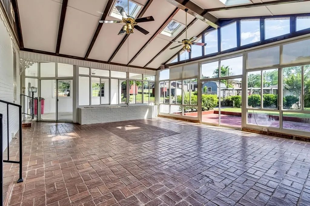 608 Jackson Avenue Carthage TN 37030