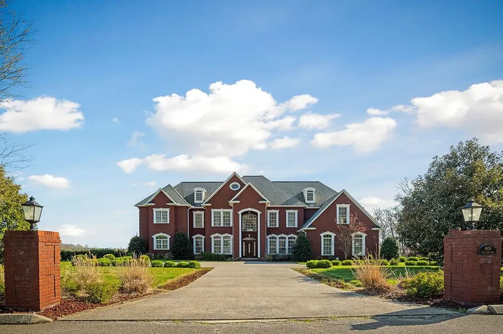 4655 Bear Lake Road Cookeville TN 38506