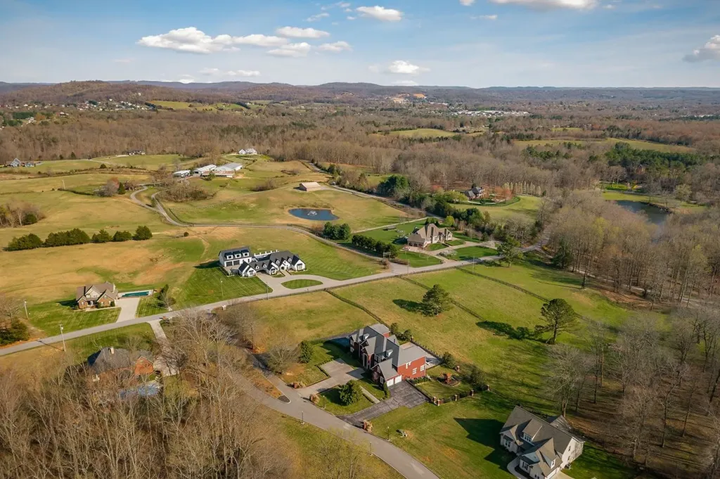 4655 Bear Lake Road Cookeville TN 38506