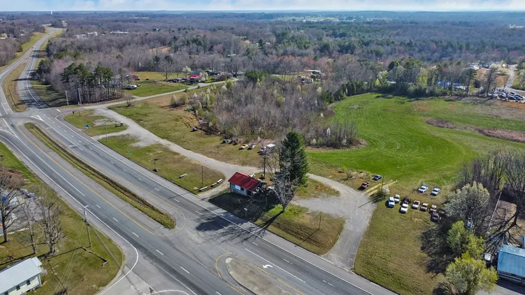 21.72AC S York Highway Jamestown TN 38556