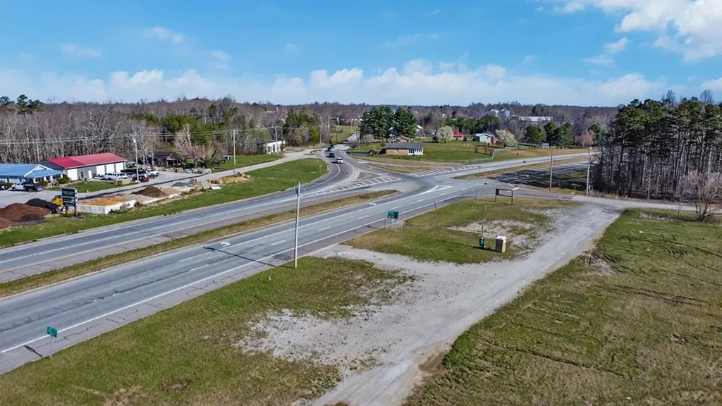 21.72AC S York Highway Jamestown TN 38556